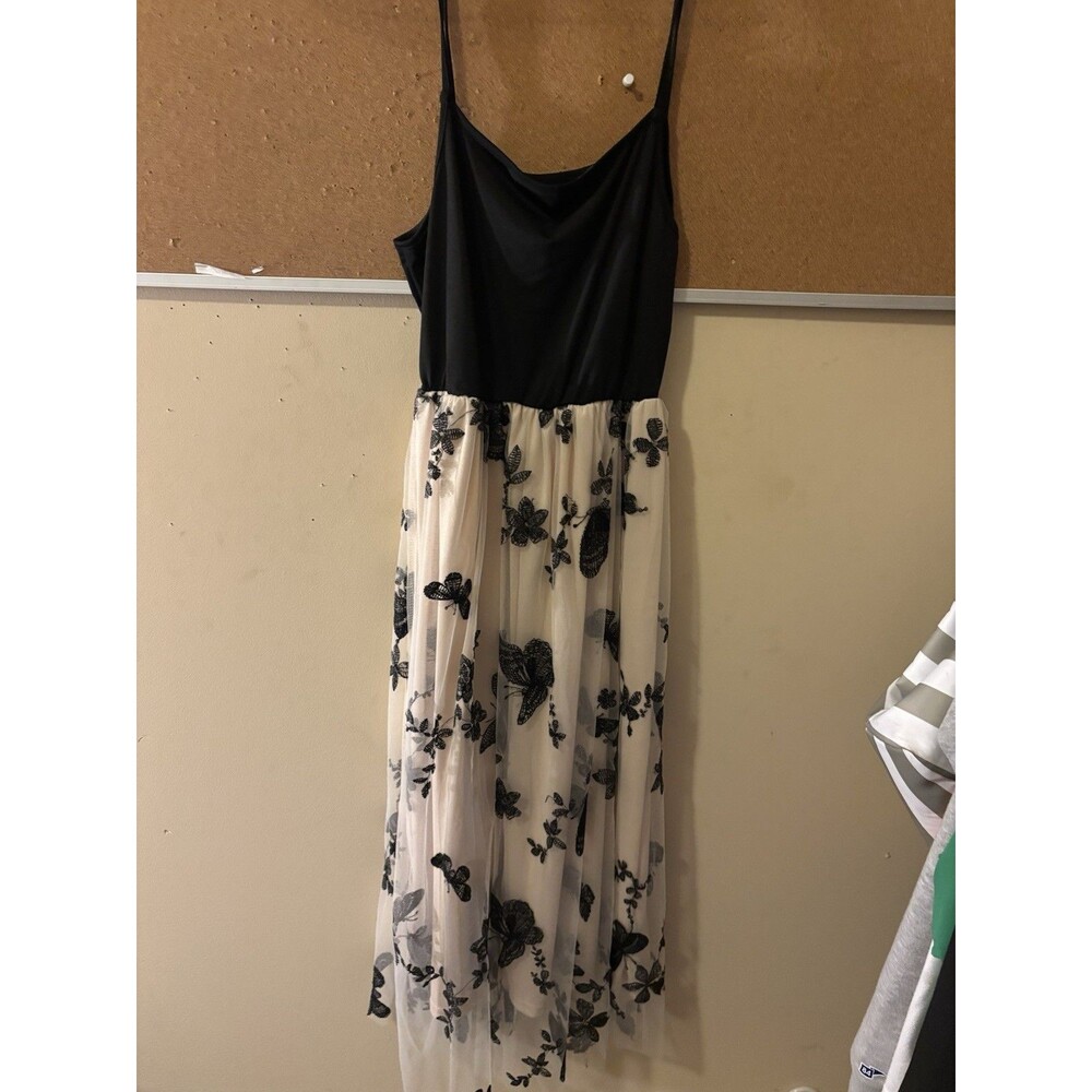 Women’s Butterfly Formal Dress Medium